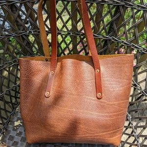 Go forth goods medium Avery leather tote